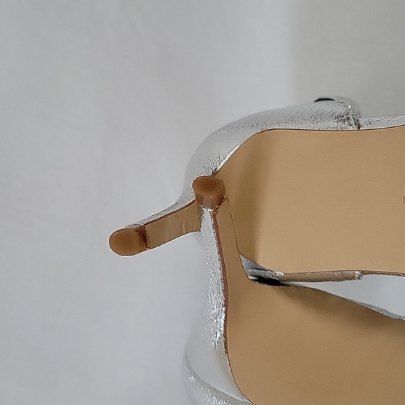 NEW Marc Fisher Brodie Silver Bow Ankle Strap Heel Size 9.5 - Picture 11 of 15